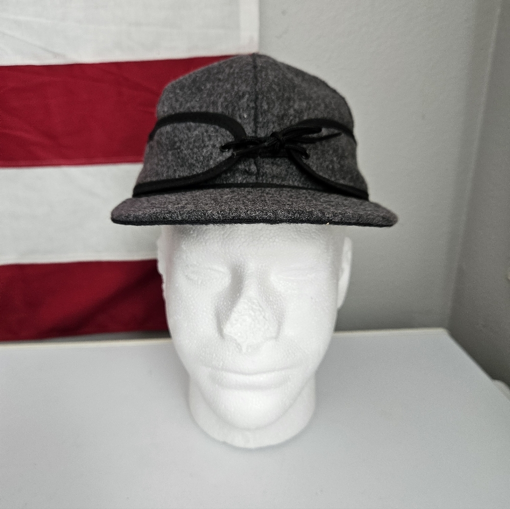 Gray Wool Blend Women's Visor Cap with Black Trim